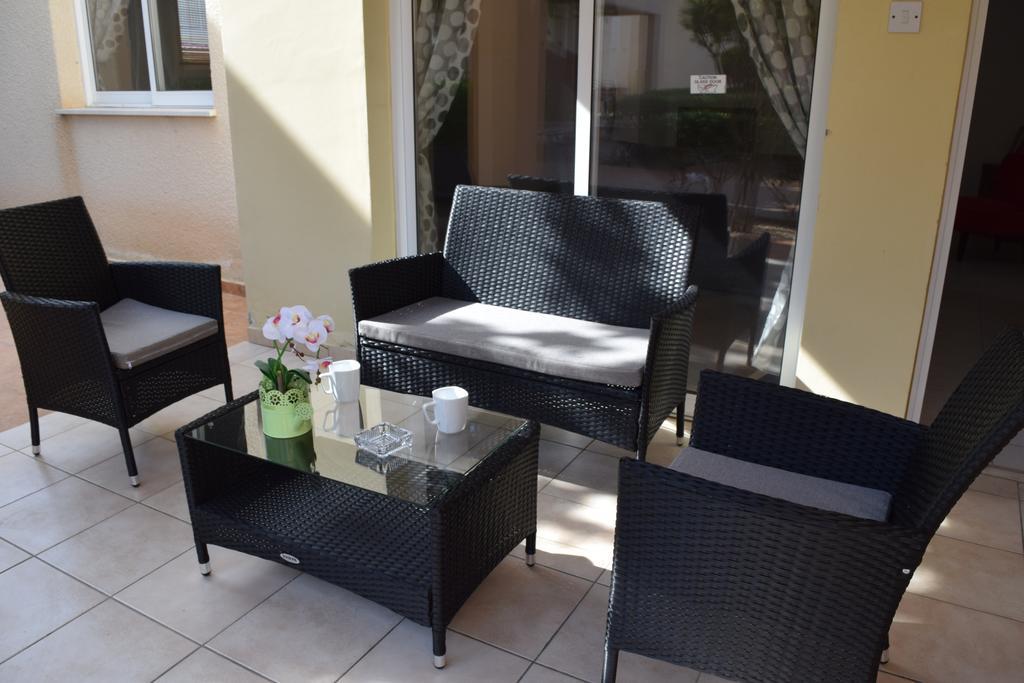 Diana Apartment Paphos Exterior photo