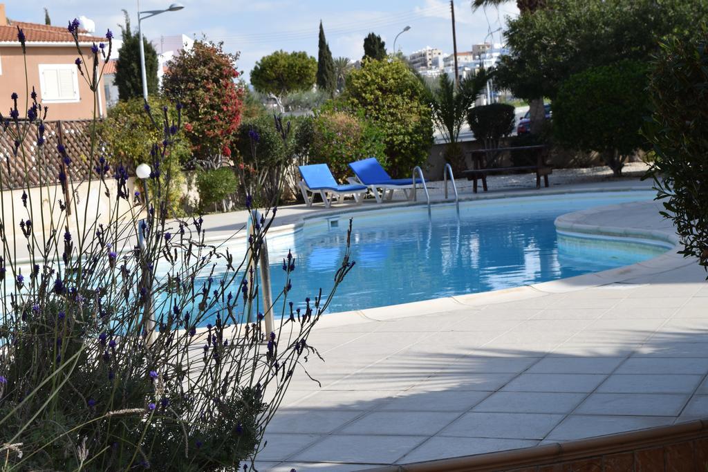 Diana Apartment Paphos Exterior photo