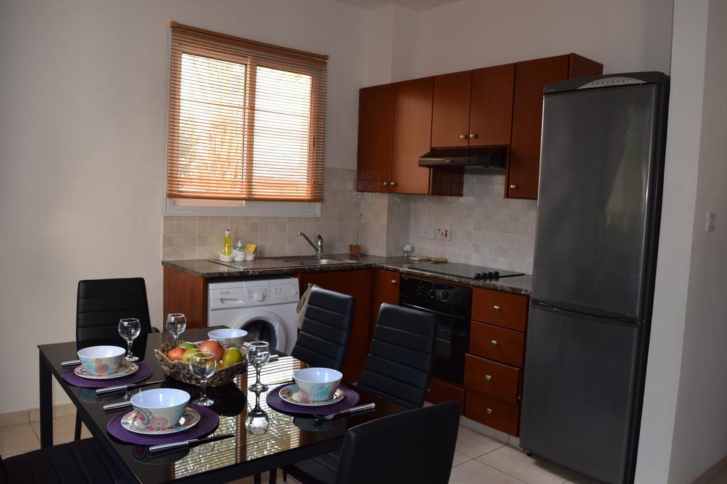 Diana Apartment Paphos Exterior photo